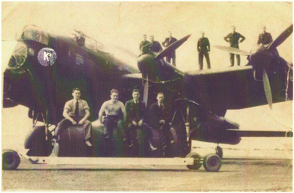 Sgt. George Albert 'Alan' Race - 2nd Right - on wing - likely summer 1943, Elsham Wolds