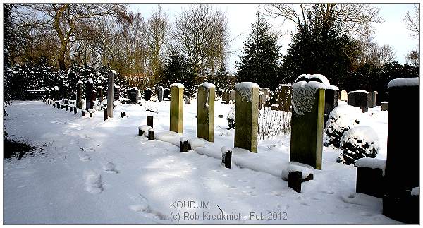 Cemetery Koudum - Feb 2012 - by Rob Kreukniet