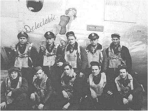 34735728 - S/Sgt. - Monroe William Gray - original crew
kneeling - left front