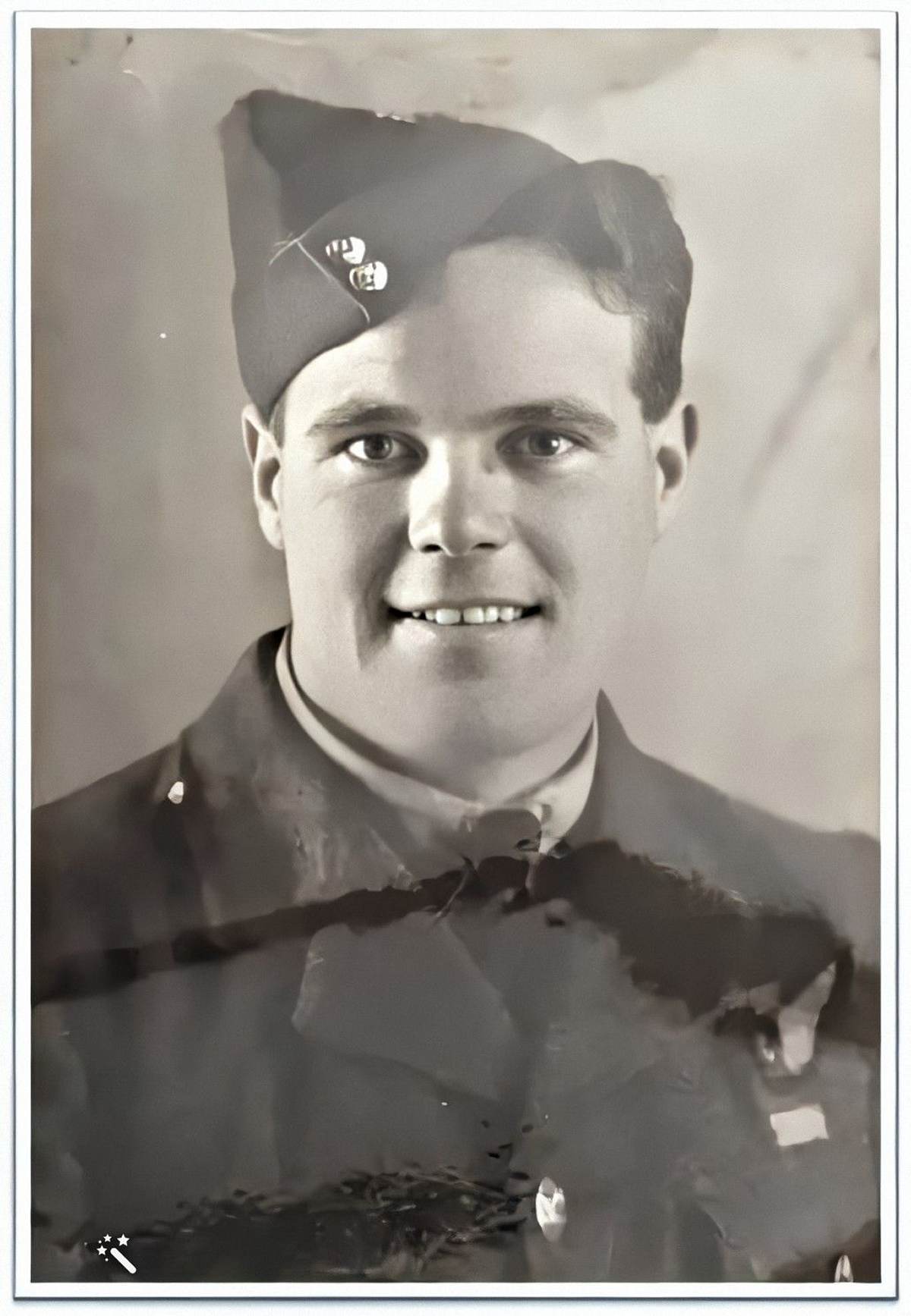 746939 - 115731 - Flying Officer - Air Gunner - Ian Crawford Burns - RAFVR - DFM