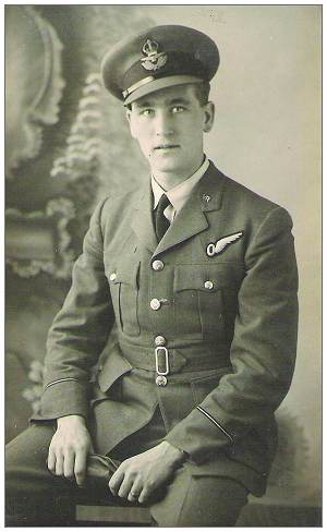 1284393 - 116671 - Flying Officer - Navigator - Leonard William Sprackling - RAFVR