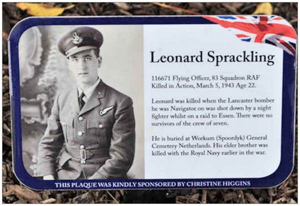 Plaque - 1284393 - 116671 - Flying Officer - Navigator - Leonard William Sprackling - RAFVR - 22