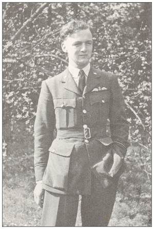 120435 - Flying Officer - Pilot - Walter Edwin Davey - RAFVR