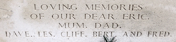 Text headstone - Lloyd - Vollenhove Cemetery