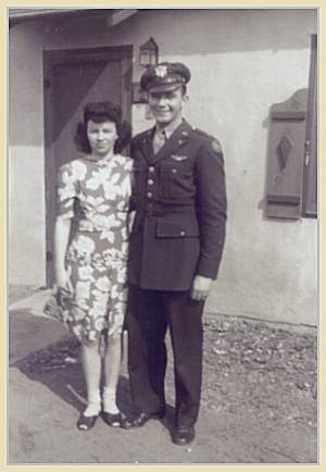 2nd Lt. Darvin A. Smith with his wife Marcella Smith née Moss, Dalhart, TX