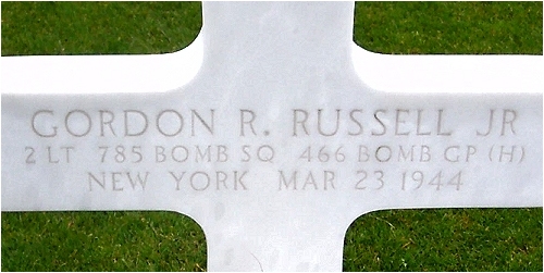 Headstone - Russell - Margraten, NL