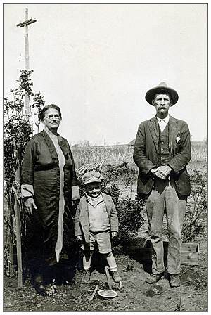 Milton with his maternal grandparents Mr. and Mrs. Sturdivant, Dyer, TN