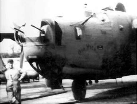 'OLD HICKORY' - B-24J - c/n 3065 - #42-73495 (D)