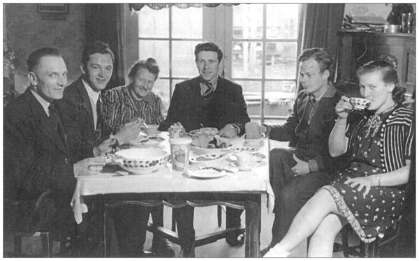 Ottens family with Erwin Bevins, Mike Fedoruk and Charles Crook