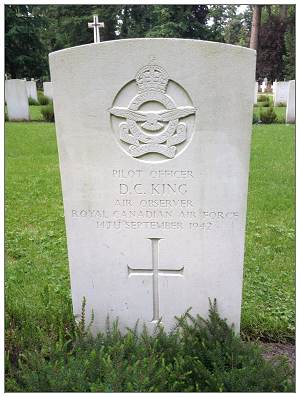 J/10413 - Donald Chesley King - headstone