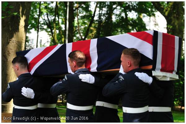 Reburial airmen (3) of DT795, Wapenveld - 28 Jun 2016