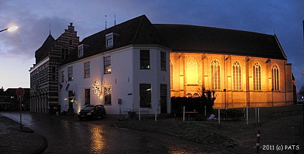 08:12am - St. Nicolaas church - illuminated - left former townhall - 2011 (c) PATS