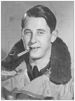 1365974 - Sergeant - Bomb Aimer - Henry 'Harry' Rochead  Williamson - RAFVR