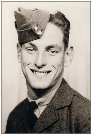 611325 - Sergeant - Flight Engineer - William Webster Hilditch - RAF