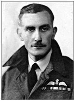 1377771 - 104459 - Squadron Leader - Pilot - Thomas 'King' Bernard Cole - RAFVR - Age 34